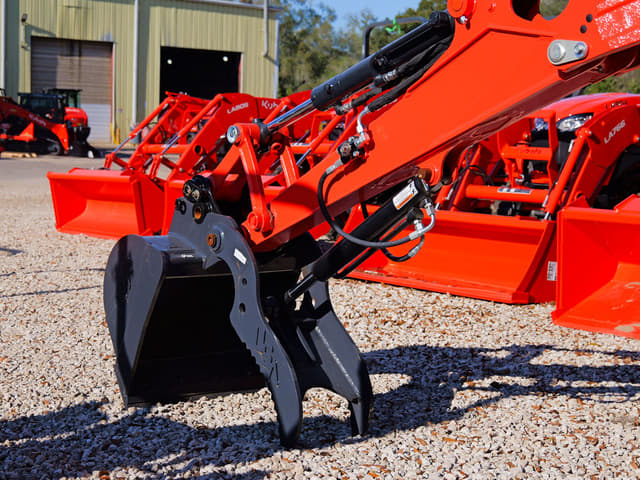 Image of Kubota KX033-4 equipment image 4