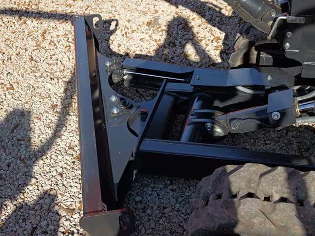 Image of Kubota KX033-4 equipment image 4