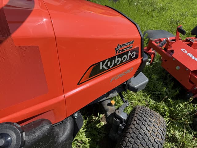 Image of Kubota F2690 equipment image 1