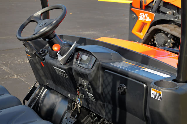 Image of Kubota RTV-X1130 equipment image 4