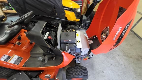Image of Kubota GR2020 equipment image 2