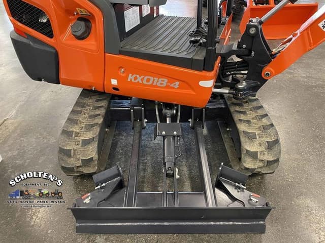 Image of Kubota KX018-4 equipment image 3
