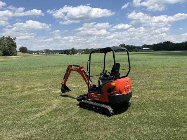 Image of Kubota KX018-4R1 equipment image 4