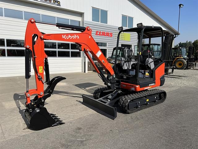 Image of Kubota KX030-4 equipment image 1