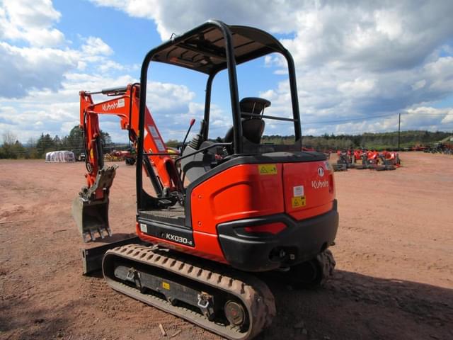 Image of Kubota KX030-4 equipment image 2