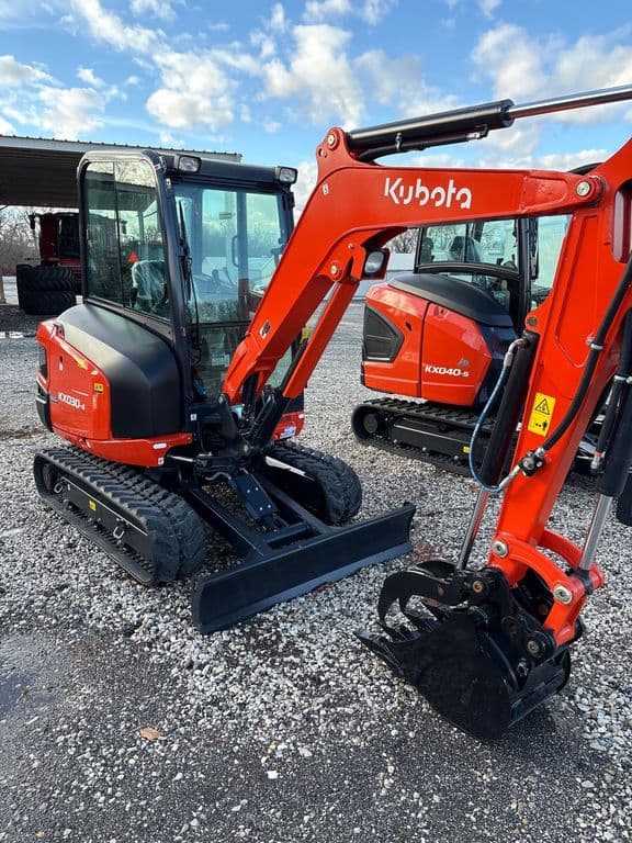 Image of Kubota KX030-4R2 equipment image 1