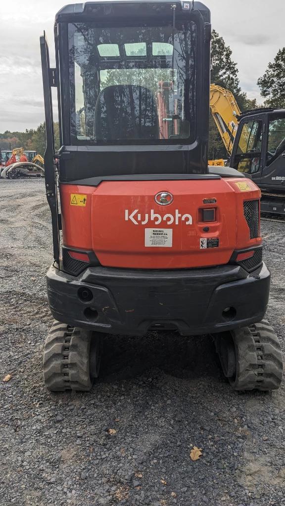 Image of Kubota KX033-4 equipment image 2