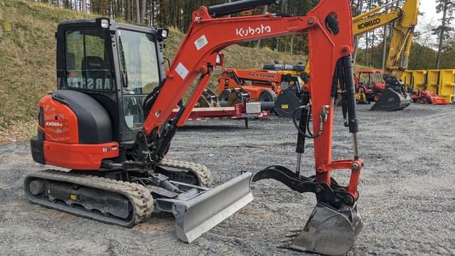 Image of Kubota KX033-4 equipment image 1
