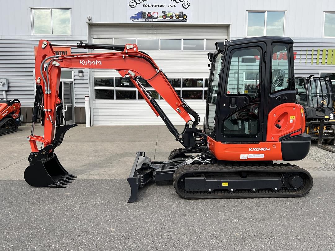 Image of Kubota KX040-4 Primary image