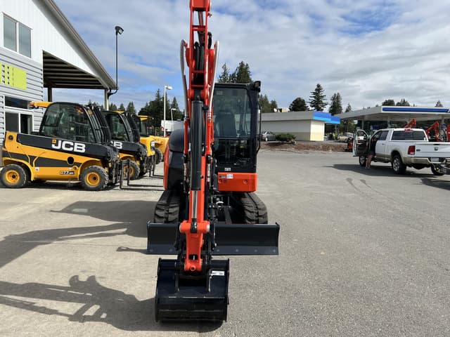 Image of Kubota KX040-5 equipment image 2