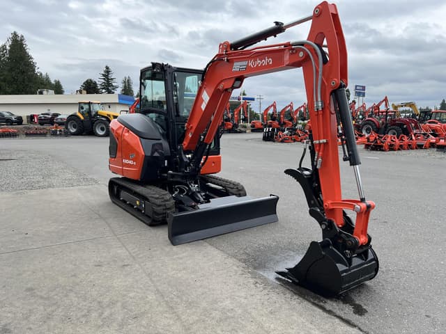 Image of Kubota KX040-5 equipment image 3