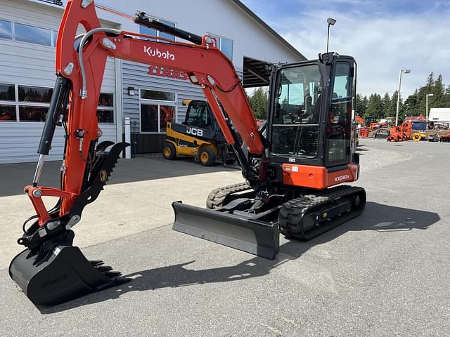 Image of Kubota KX040-5 equipment image 1
