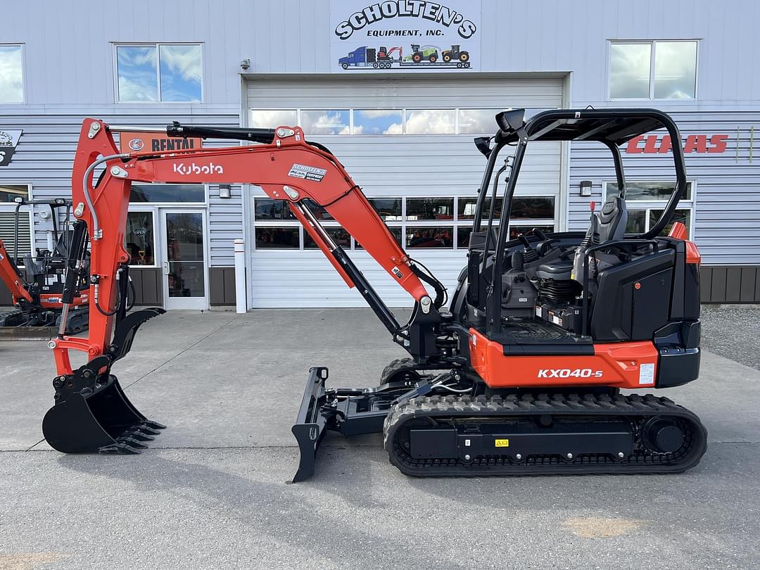 Image of Kubota KX040-5 Primary image