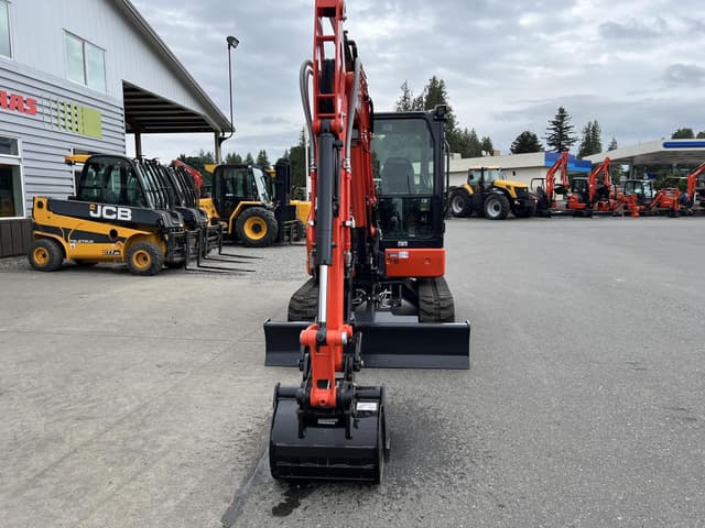 Image of Kubota KX040-5 equipment image 2