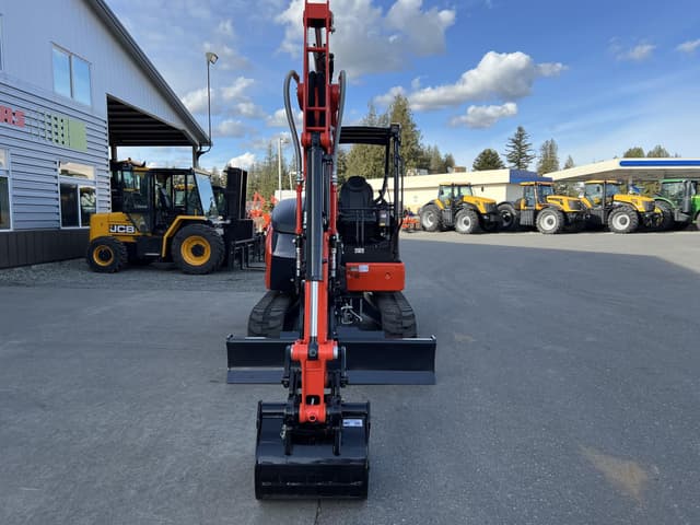 Image of Kubota KX040-5 equipment image 2