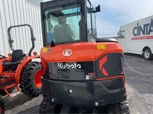 Image of Kubota KX040-5 equipment image 3