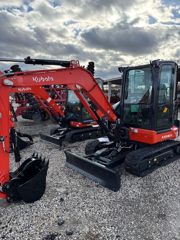 Image of Kubota KX040-5R3A equipment image 4
