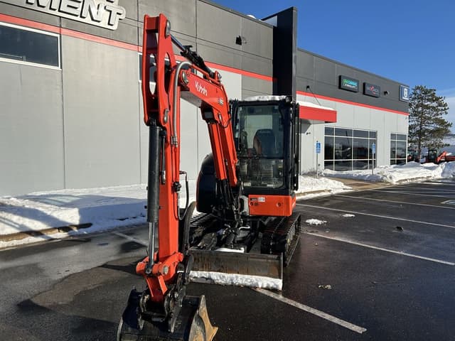 Image of Kubota KX040-5R3A equipment image 1