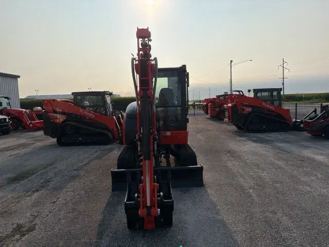 Image of Kubota KX040-5R3A equipment image 2