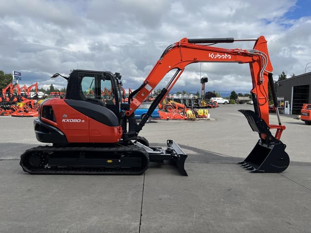Image of Kubota KX080-5 equipment image 4