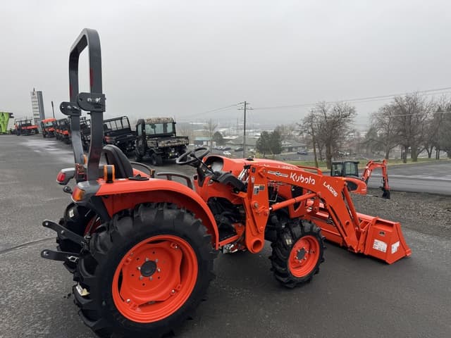 Image of Kubota L3902 equipment image 3