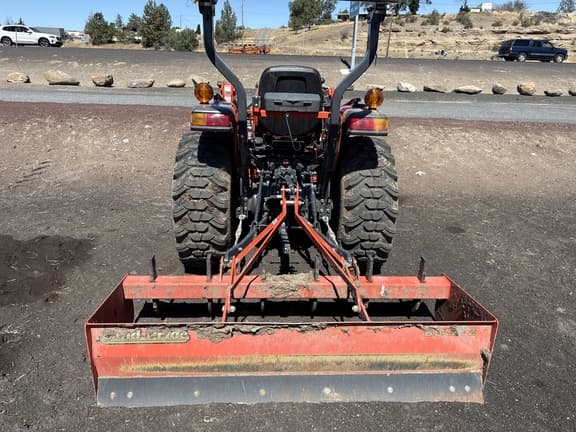 Image of Kubota L2502 equipment image 3