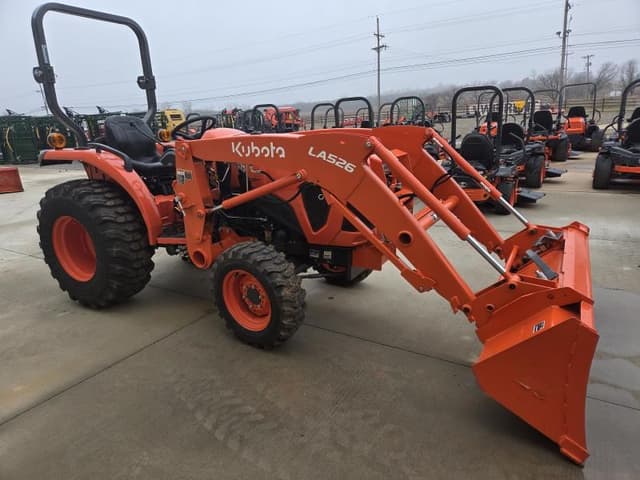 Image of Kubota L2502DT equipment image 3