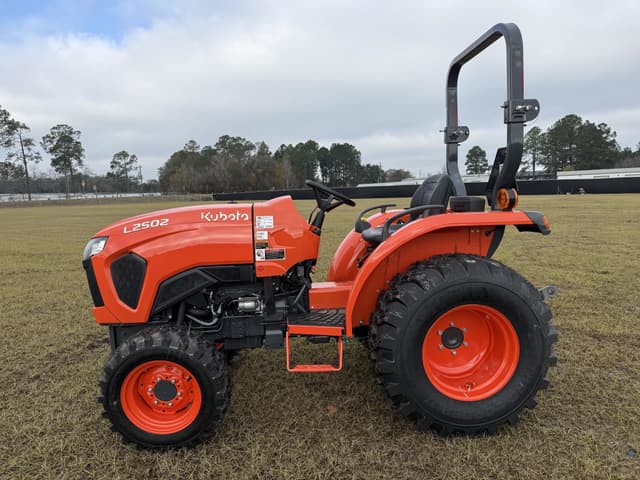 Image of Kubota L2502HST equipment image 1