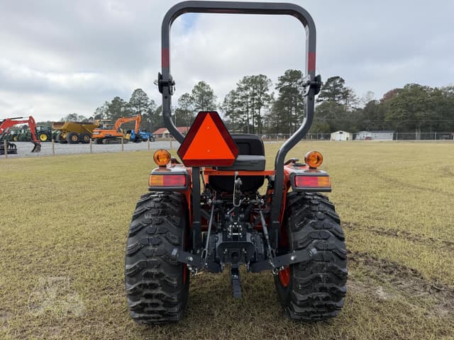 Image of Kubota L2502HST equipment image 3