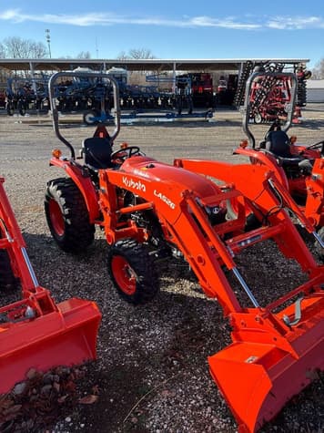Main image Kubota L2502HST