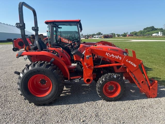 Image of Kubota L2502HST equipment image 4