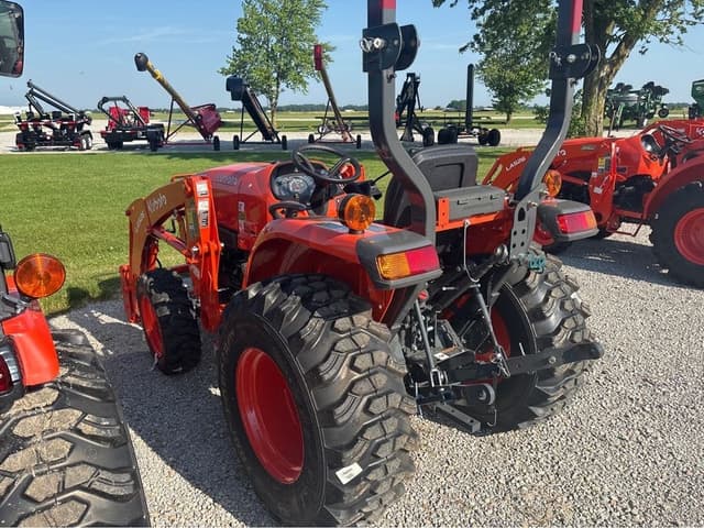Image of Kubota L2502HST equipment image 1