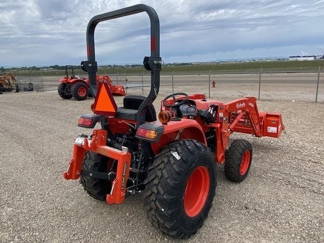 Image of Kubota L2502HST equipment image 4