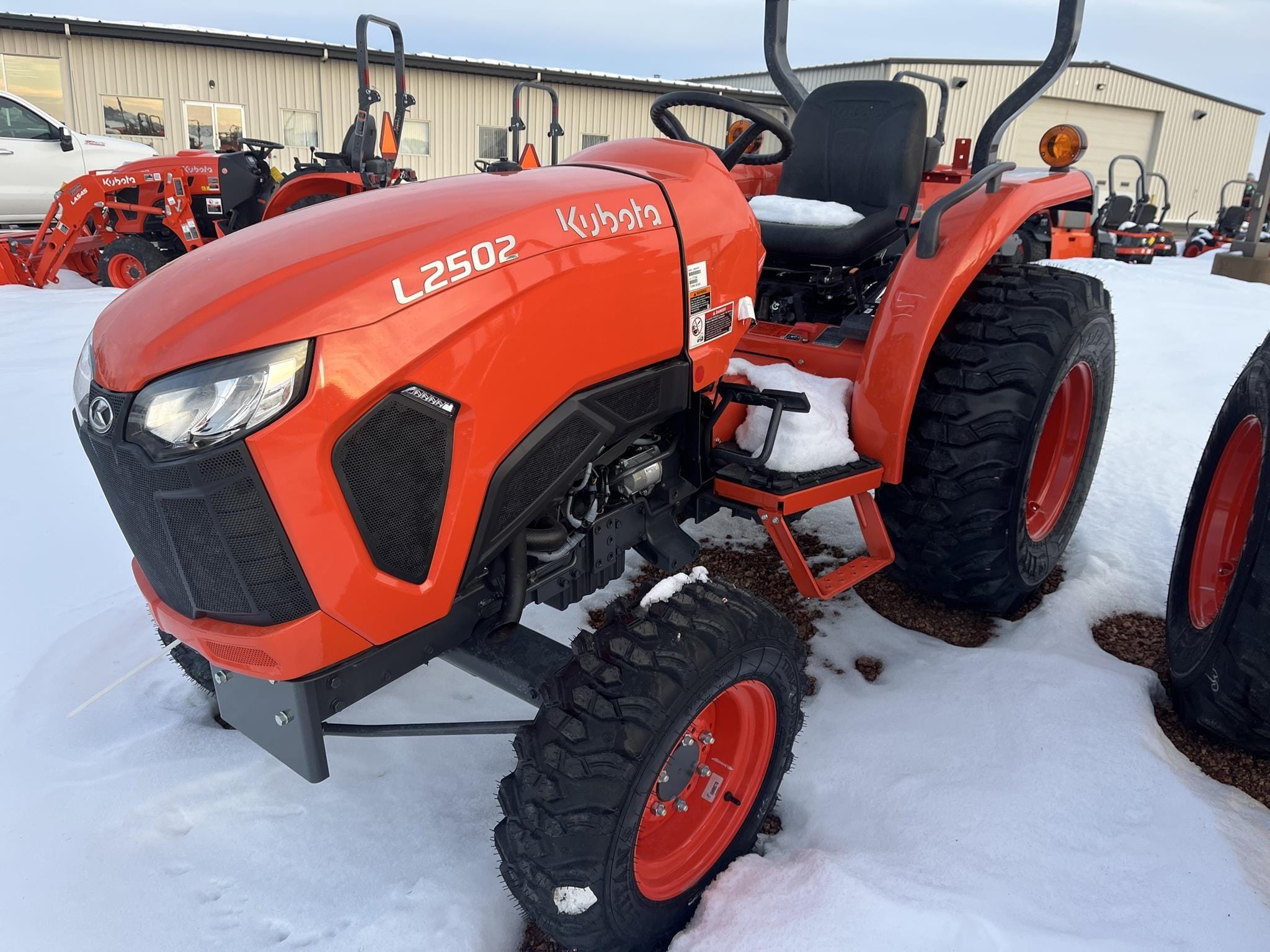 Main image Kubota L2502HST