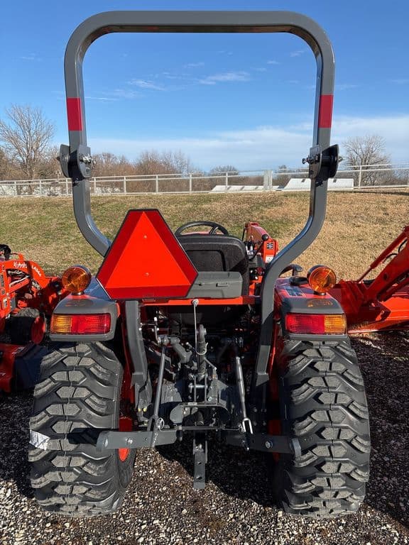 Image of Kubota L2502HST equipment image 3