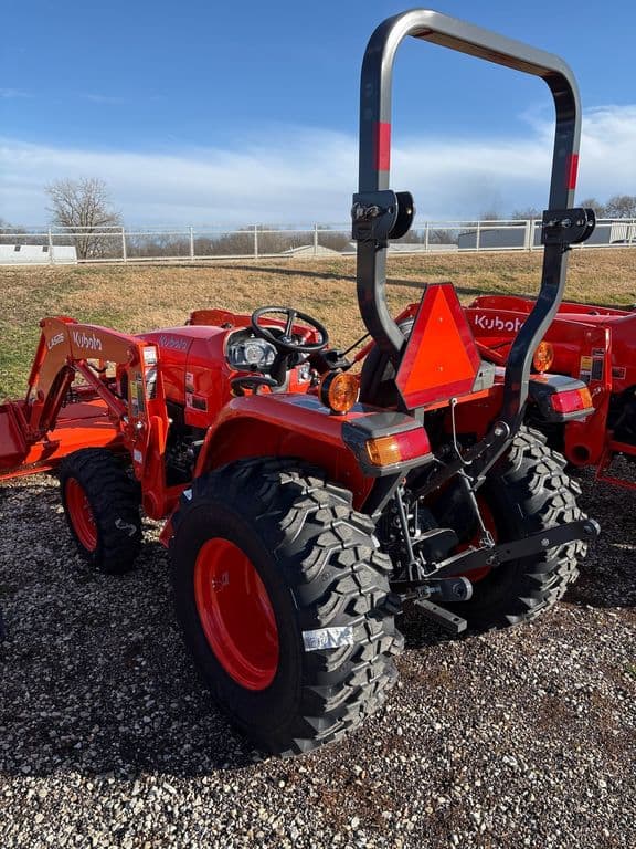 Image of Kubota L2502HST equipment image 4