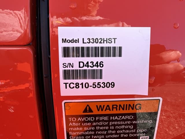 Image of Kubota L3302HST equipment image 3