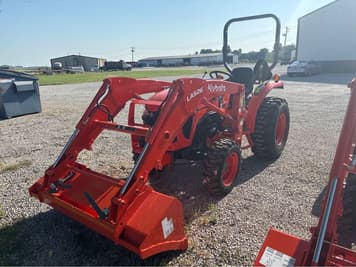 Main image Kubota L3302HST