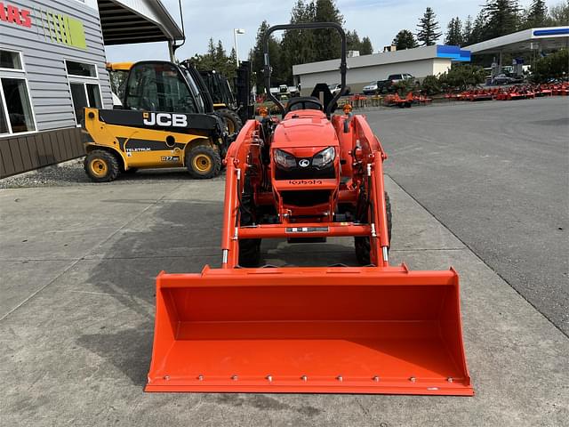 Image of Kubota L3302HST equipment image 2