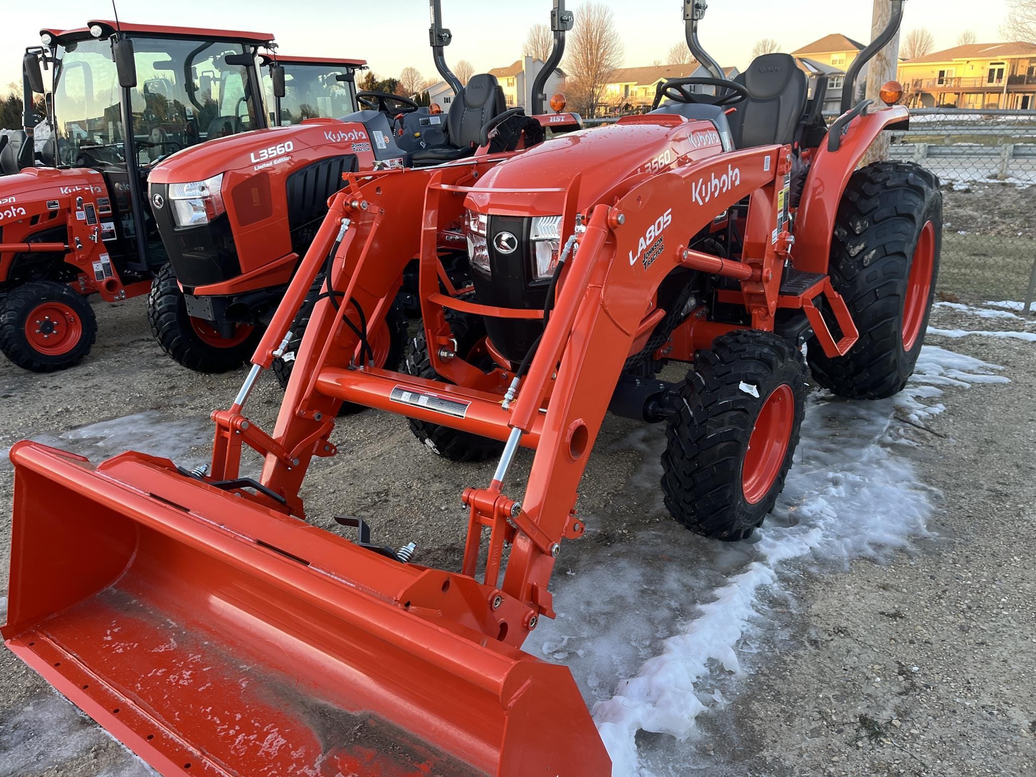 2025 Kubota L3560HST-LE Equipment Image0