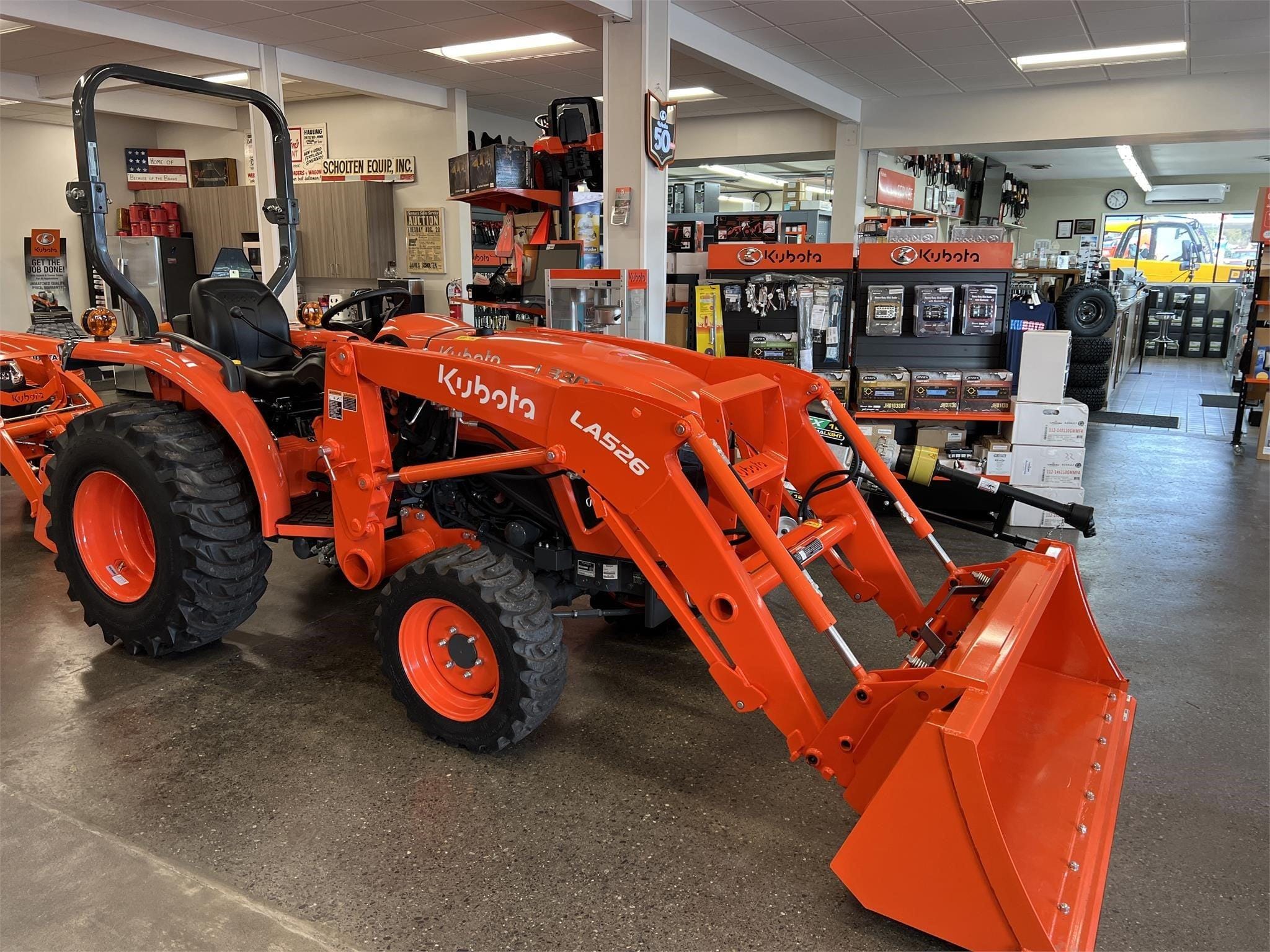 2025 Kubota L3902HST Equipment Image0