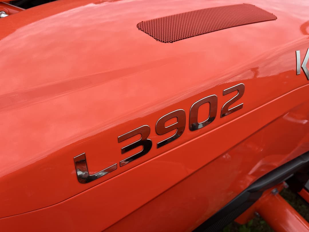 Image of Kubota L3902HST Image 1