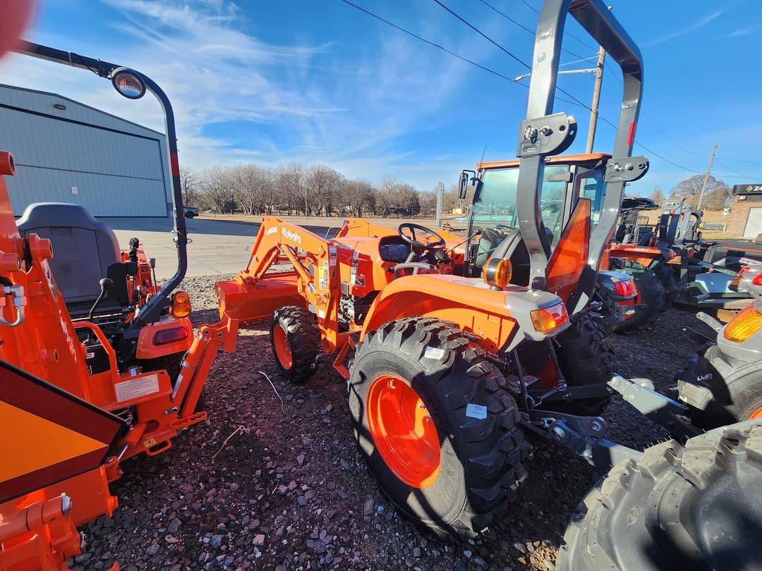 Image of Kubota L3902HST Image 1