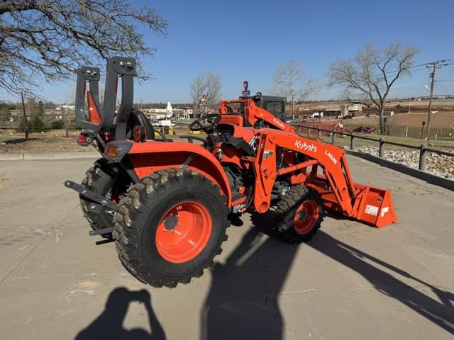 Image of Kubota L3902HST equipment image 2