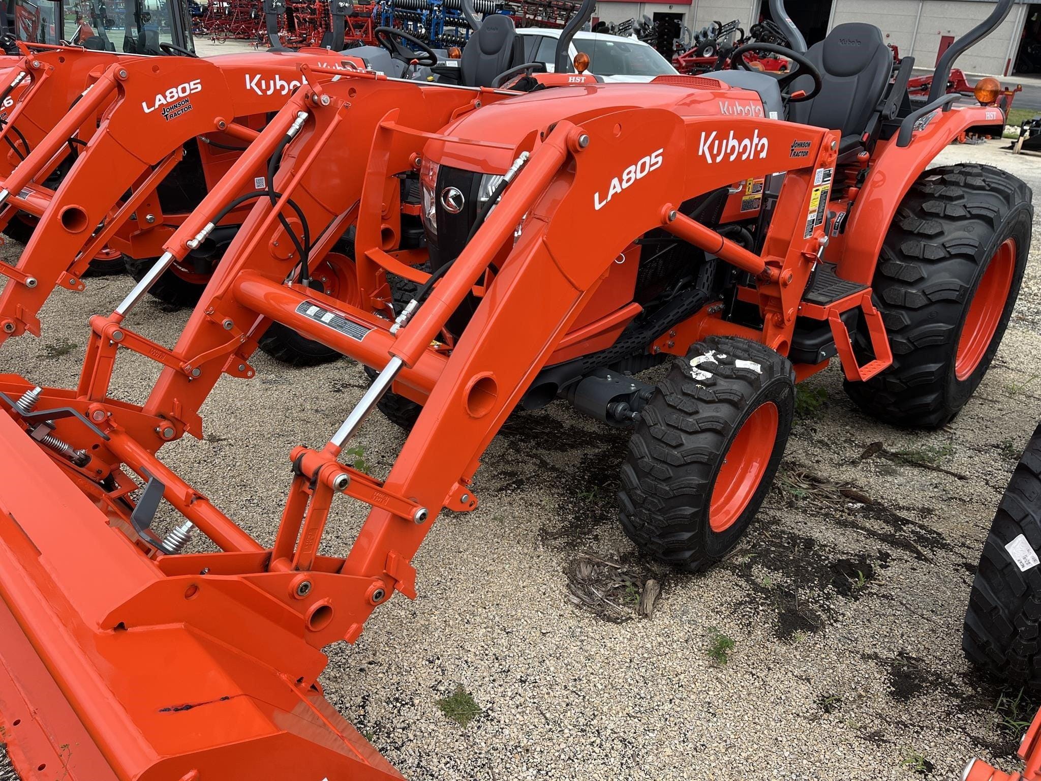 2025 Kubota L4060 Equipment Image0