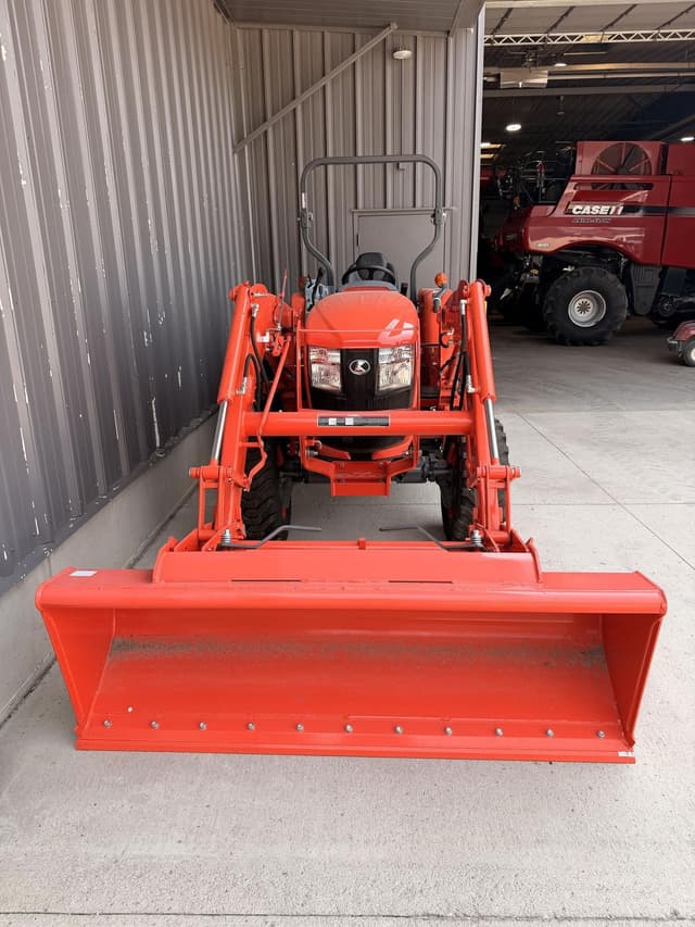 Image of Kubota L4060HST-LE equipment image 1