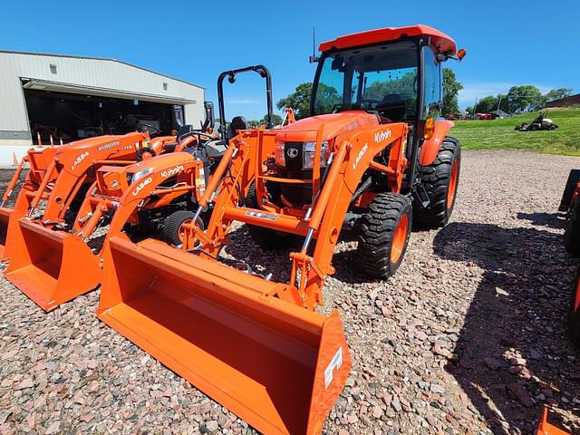 Image of Kubota L4060HSTC-LE equipment image 2