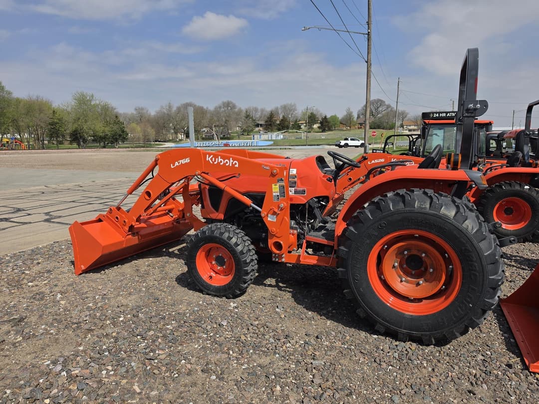 Image of Kubota L4802HST Image 1