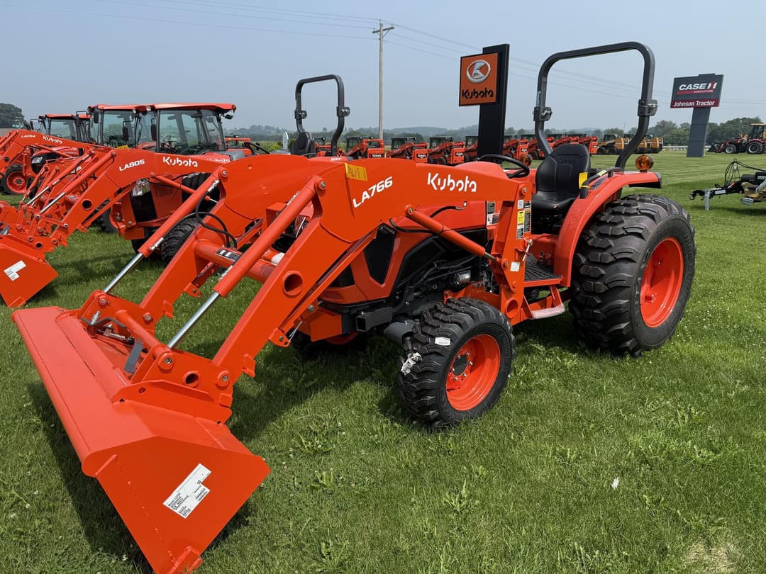 Image of Kubota L4802HST Primary image