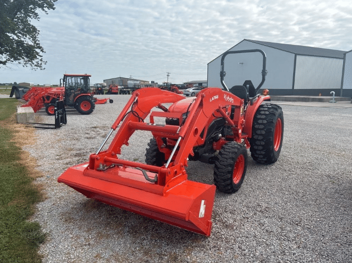 Image of Kubota L4802HST Image 0